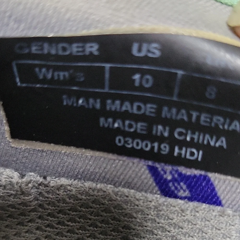 Womens 10 XTRATUF Women's Waterproof Slip-On Deck Shoes  Seafoam. Excellent Cond - Picture 5 of 8